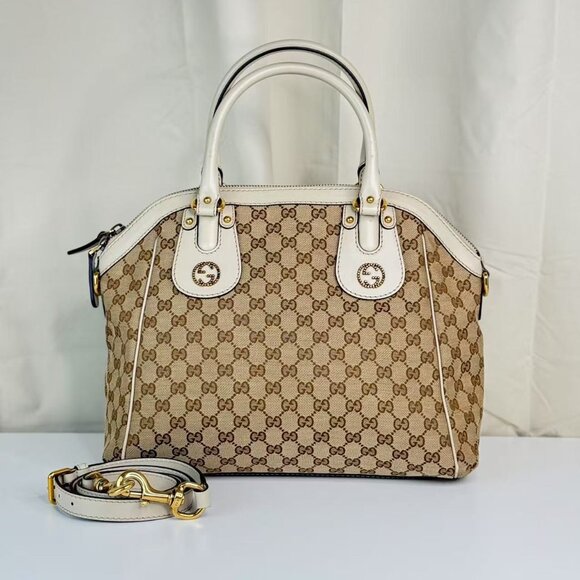 Gucci Handbags - Gucci GG Logo Supreme Shoulder Bag Crossbody Beige & White Patterned Design